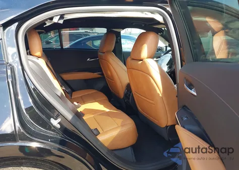 2024 Cadillac Xt4 Awd Sport z USA, uszkodzony, nr VIN 1GYFZFR40RF228626